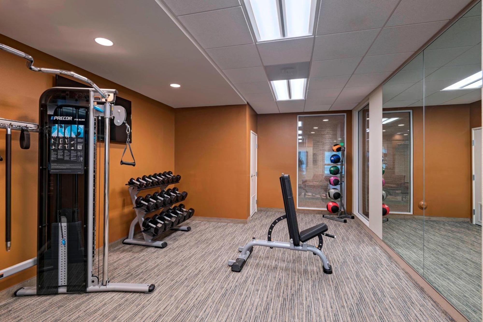 Towneplace Suites By Marriott Tacoma Lakewood Esterno foto