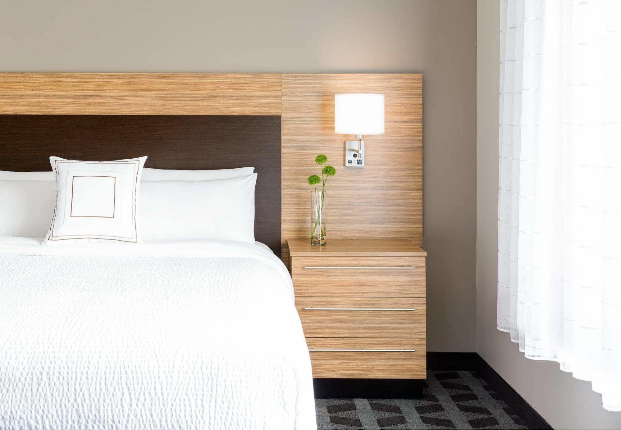 Towneplace Suites By Marriott Tacoma Lakewood Esterno foto