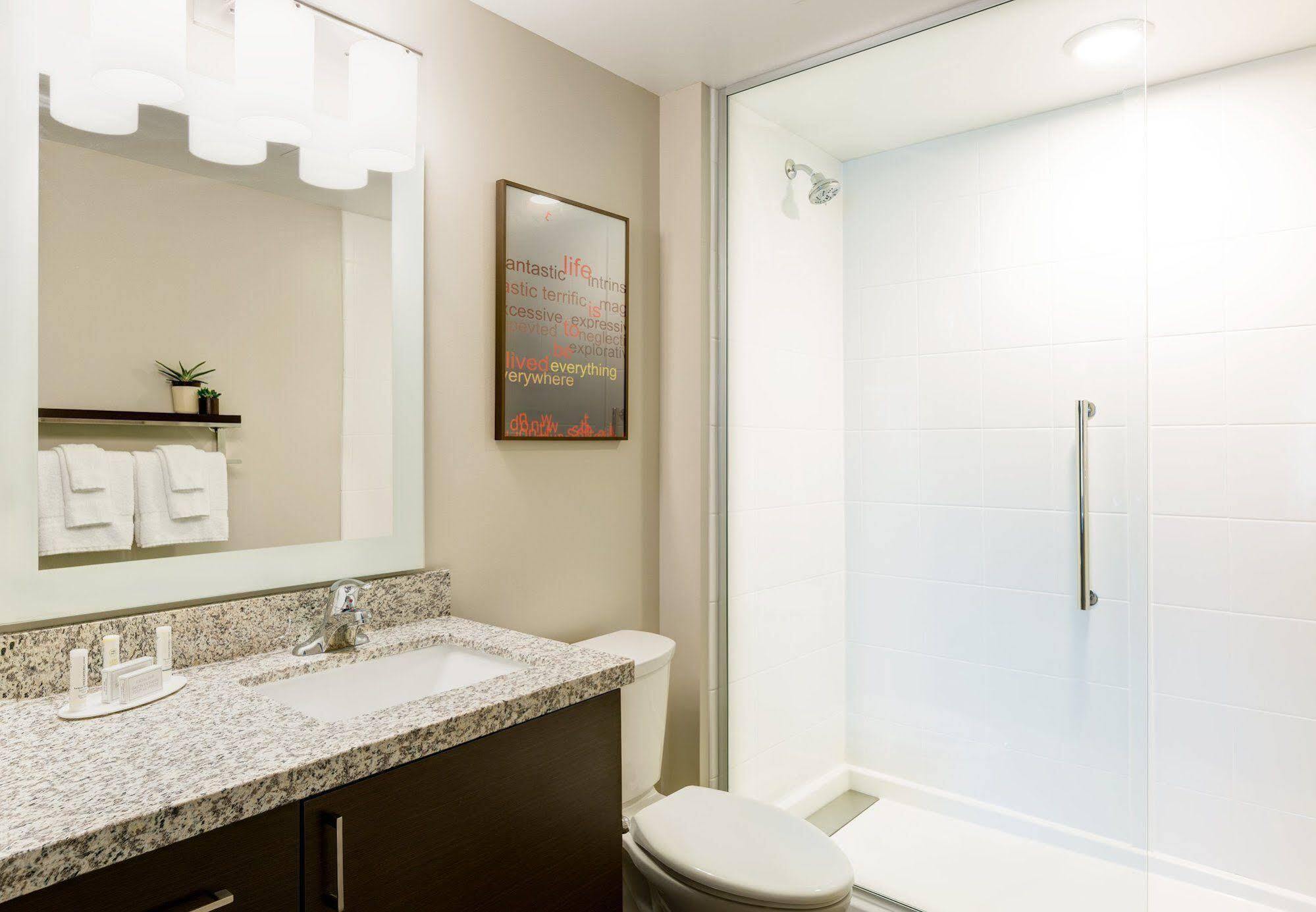 Towneplace Suites By Marriott Tacoma Lakewood Esterno foto